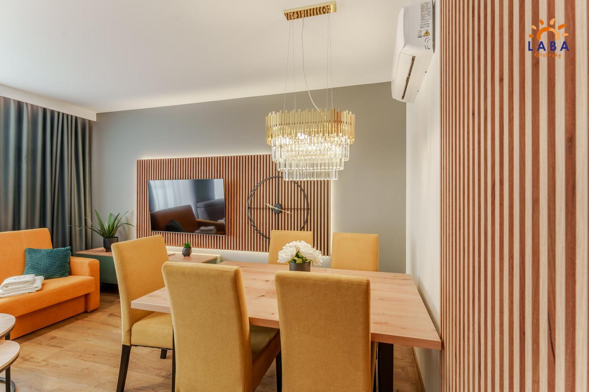 Laba Kolobrzeg Apartamenty Kollataja Z Parkingiem Екстер'єр фото
