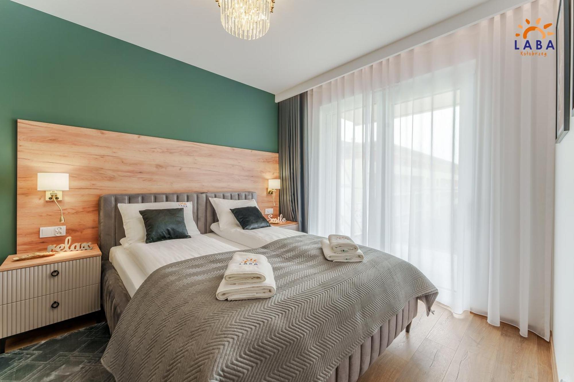 Laba Kolobrzeg Apartamenty Kollataja Z Parkingiem Екстер'єр фото