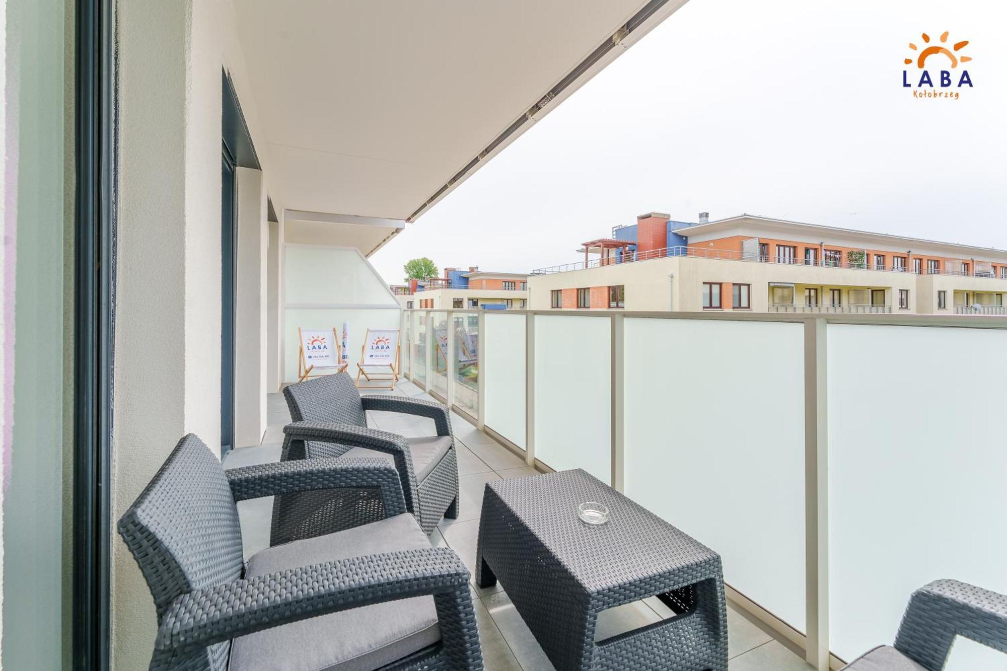 Laba Kolobrzeg Apartamenty Kollataja Z Parkingiem Екстер'єр фото